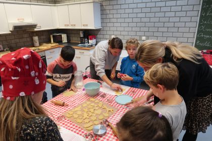 Weihnachtsbäckerei 2024a